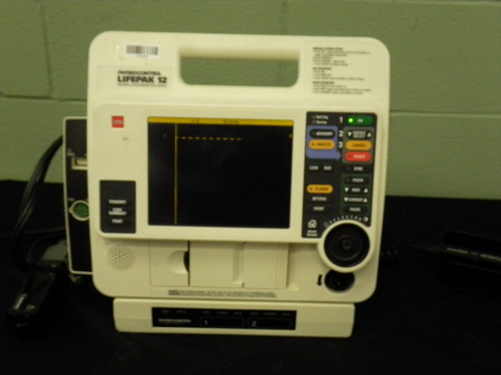 Physio-Control Lifepak 12